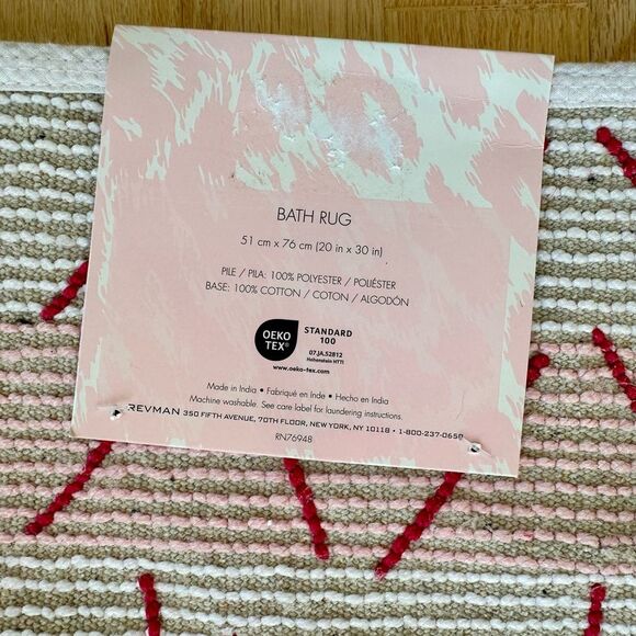 Betsey Johnson Christmas Chevron Snowflakes White and Pink Bath Rug Mat - Picture 5 of 6